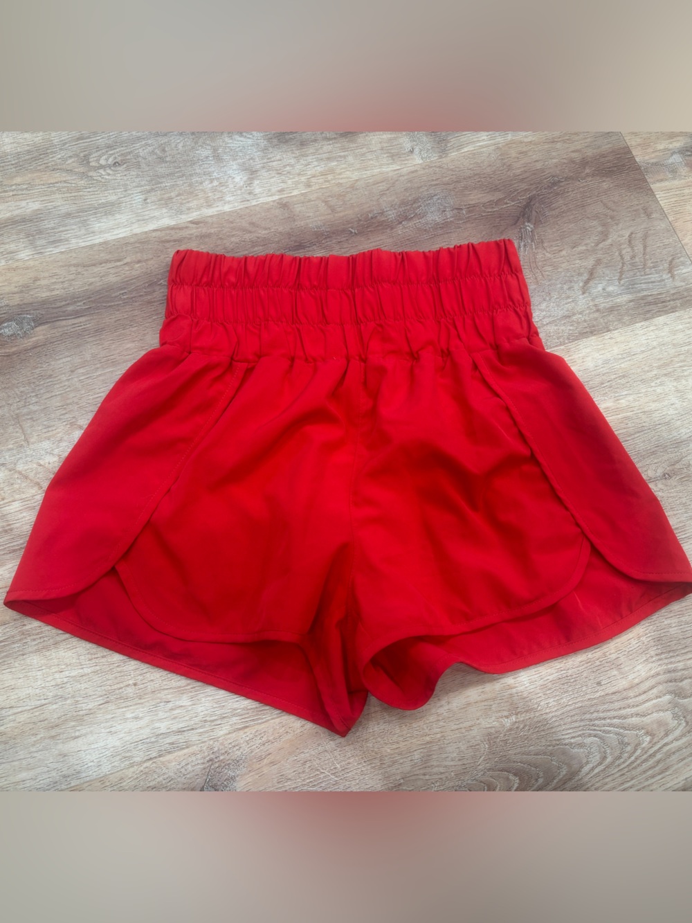 High-Waist Red Athletic Shorts with Ruched Waistband